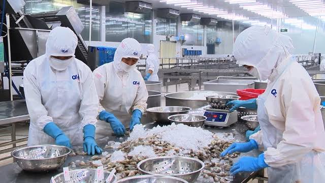 Nông nghiệp, Công nghiệp chế biến, Thương mại dịch vụ 