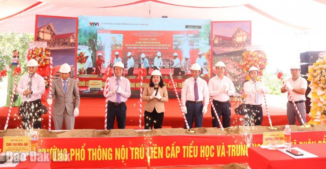 Long trọng khởi công xây dựng trường nội trú liên cấp xã Buôn Đôn