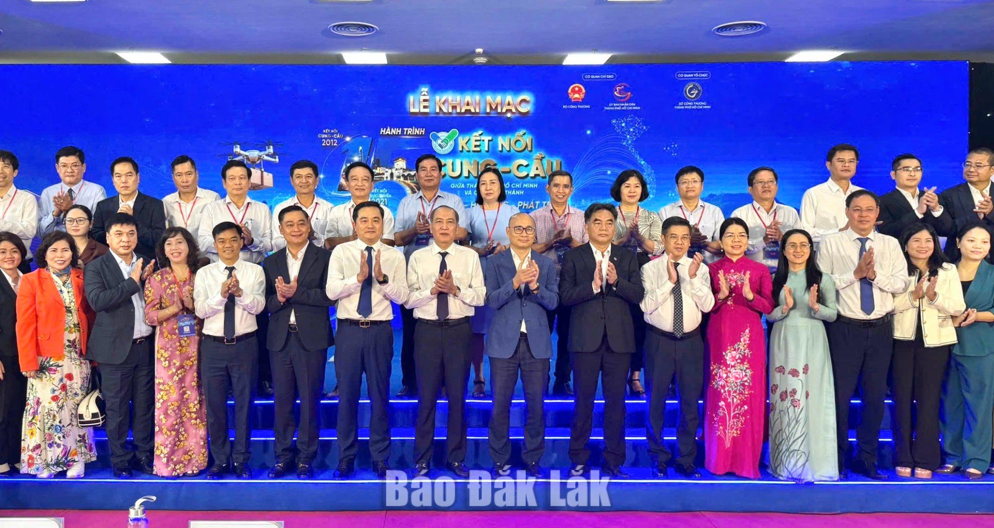cong_tuong_20261008155937