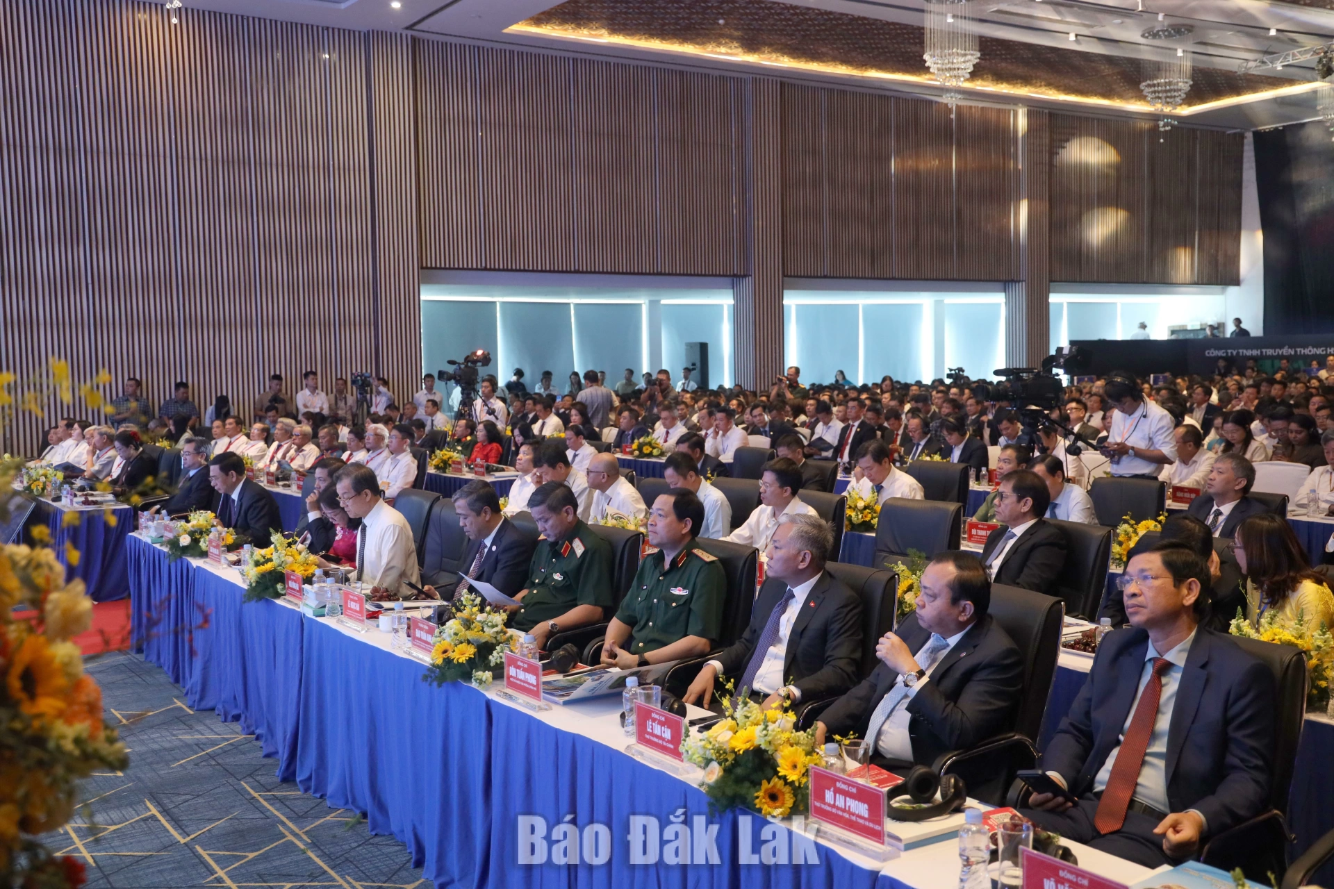 dai_bieu_11_20260627145537