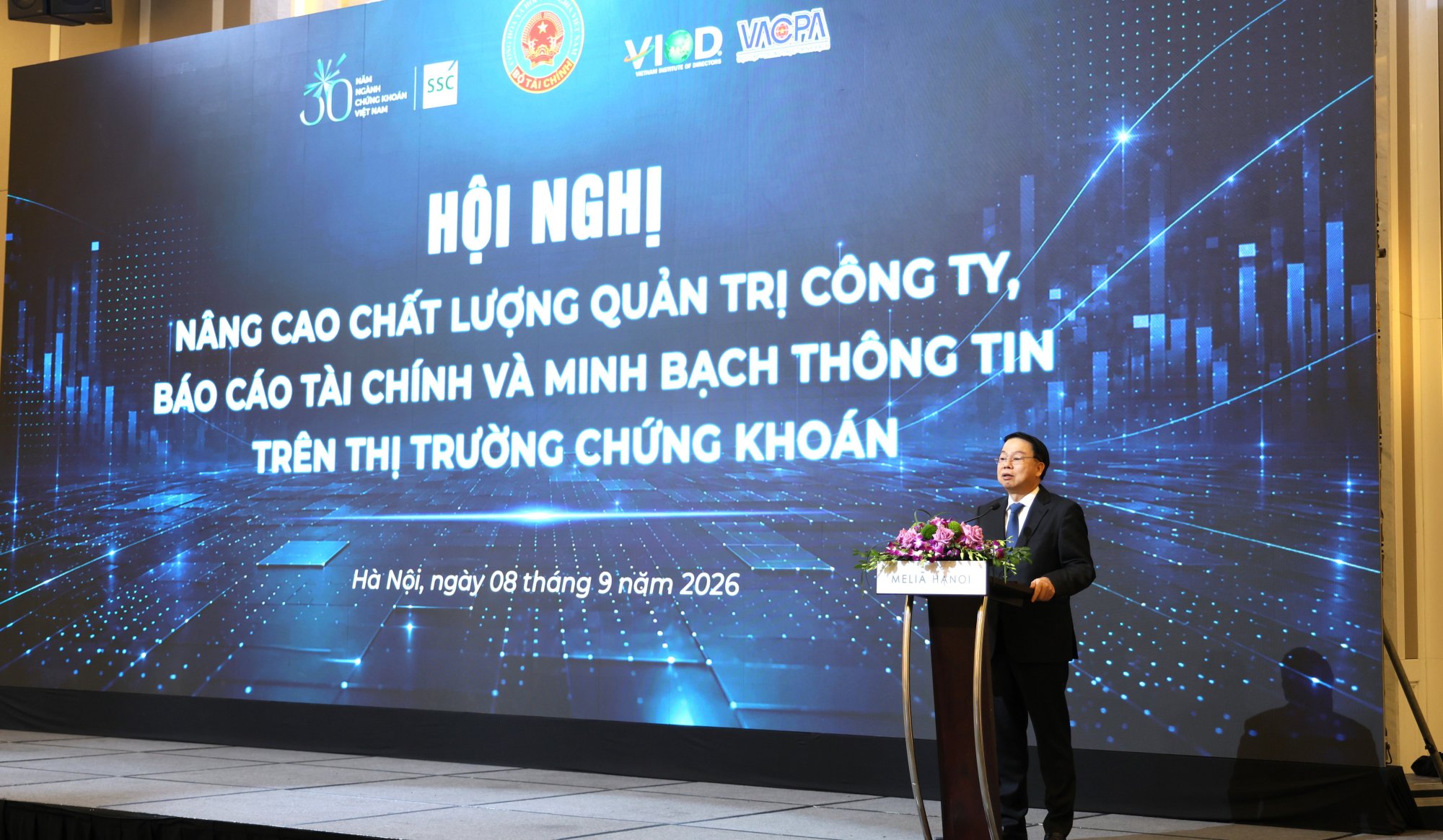 Thứ trưởng Bộ Tài chính: Khẩn trương nâng cao chất lượng quản trị công ty